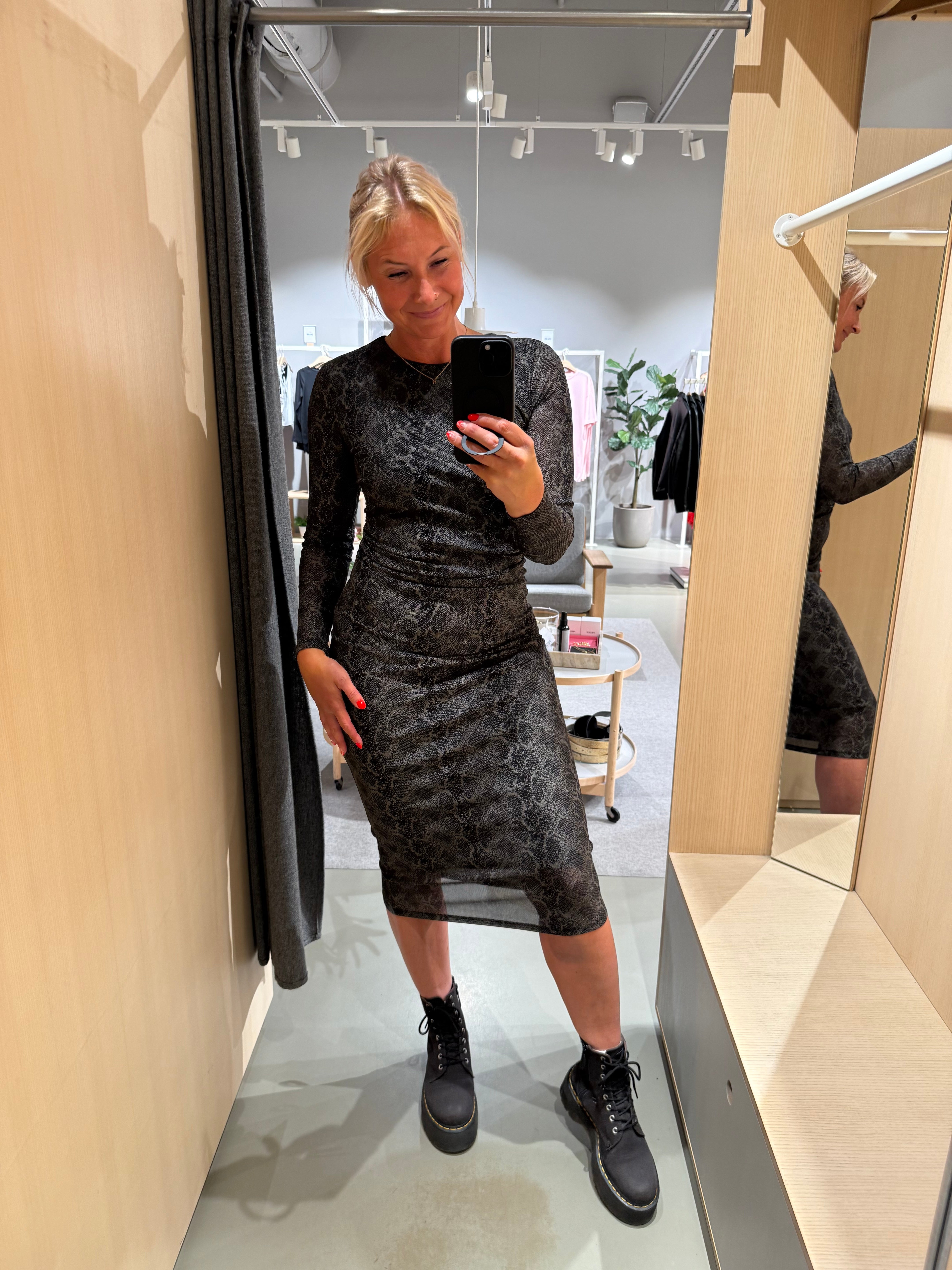 VICARINI Midi Dress - Black Beauty